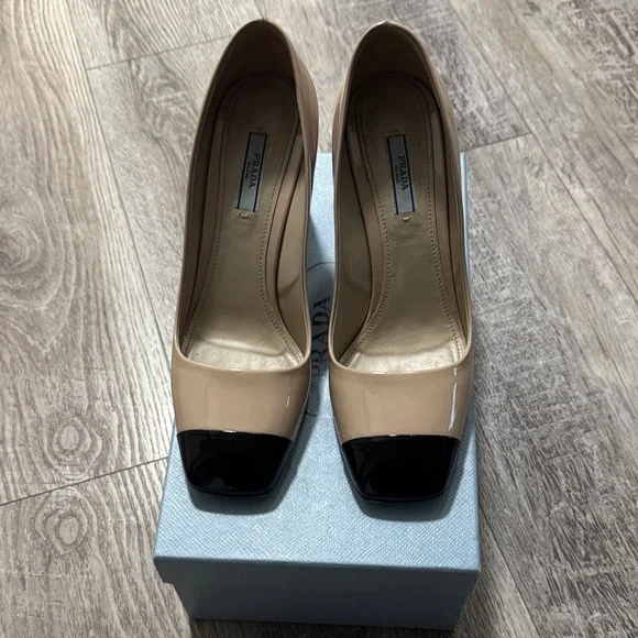 Vintage Prada Navy Patent Leather Block Heel 39 PRISTINE ASO Carolyn Bessette - Picture 6 of 12